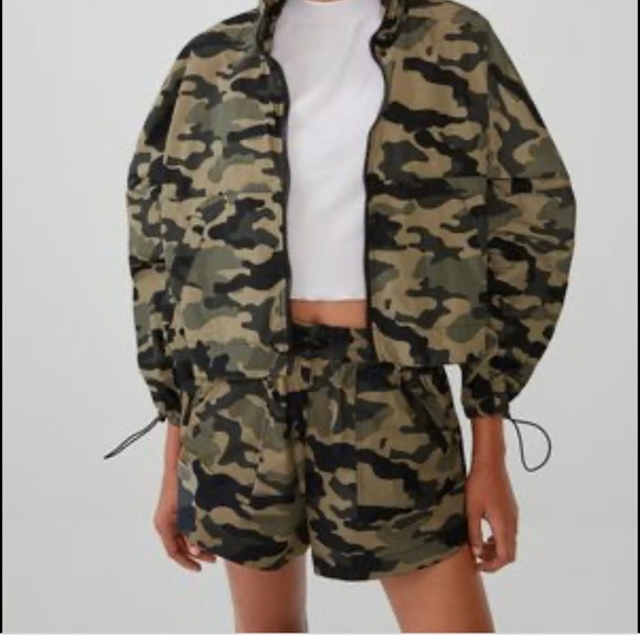 Zara windbreaker shorts - Picture 5 of 5